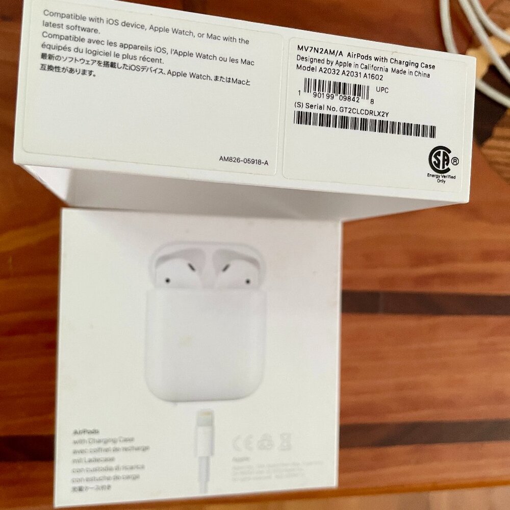 Apple iPod, Generation 2. Never used. - Picture 4 of 7